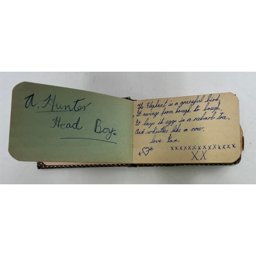 929 - Leeds United interest. A small autograph book containing autographs relating to Leeds United in 1962... 