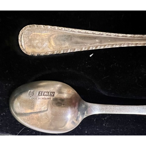 836 - Six boxed hallmarked silver teaspoons, Birmingham 1962, maker Barker Brothers Silver Ltd. together w... 