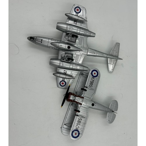 1129 - A collection of Corgi Aeroplanes to include B.O.A.C DH Comet, Vickers Valiant, Avro Vulcan, Vampire,... 