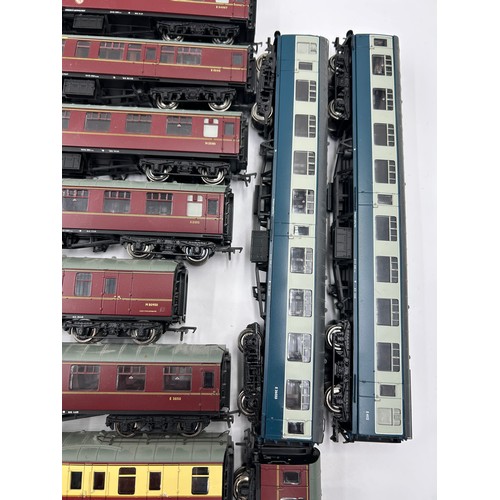 1156 - Bachmann 29 x Rolling Stock to include Eagle, The Hadrian Bar, E4112, E26033, E34007, E15145, M35180... 