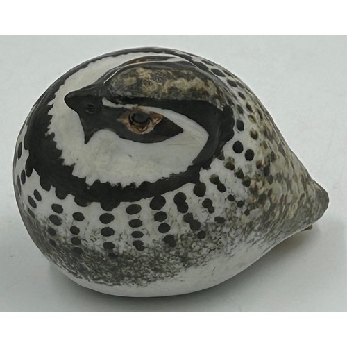 460 - Studio ceramics : Janet Hamer (1932-2014) 'Grey Quail' 7.5cm h with impressed marks to base, a puffi... 