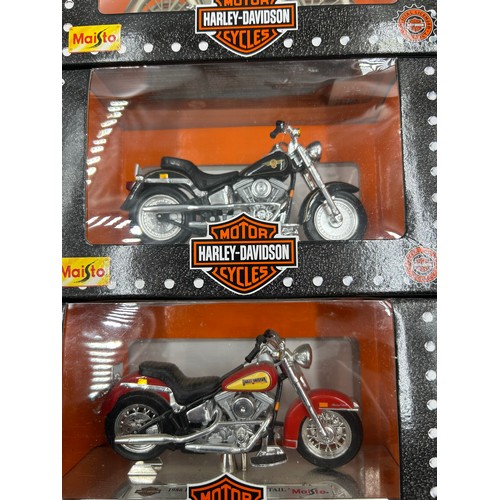 1159 - Twenty two boxed Maisto Harley Davidson Motorcycles Collector Edition diecast 1:18 models. (22)