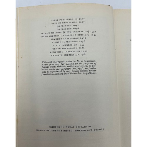 1085 - J.R.R. Tolkien: The Hobbit 1961 twelfth impression, in the original dust jacket.