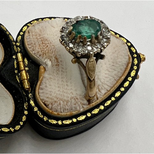 681 - A 9 carat gold gem set cluster ring, the central green stone surrounded by clear stones. Size M. Wei... 