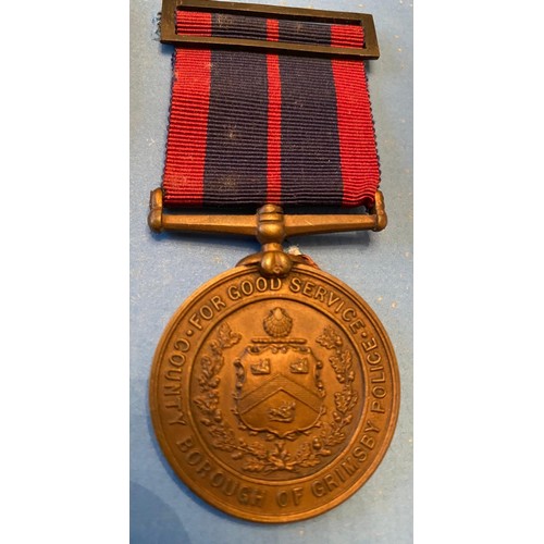 1022 - Grimsby Borough Police Medal & WWI medals to 2409 A/Sjt F J Naylor Northumberland Fusiliers, Police ... 