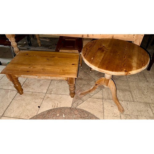 112 - Two pine tables, one circular 67 d x 69cm h and one oblong 86 x 50 x 46cm h.