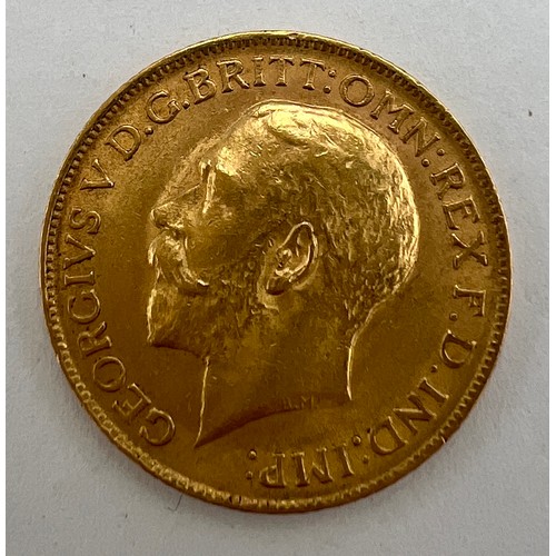 761 - A George V 1911 full gold sovereign.