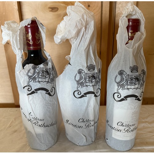 1 - Chateau Mouton Rothschild Pauillac. 2002. 3 x 75cl.