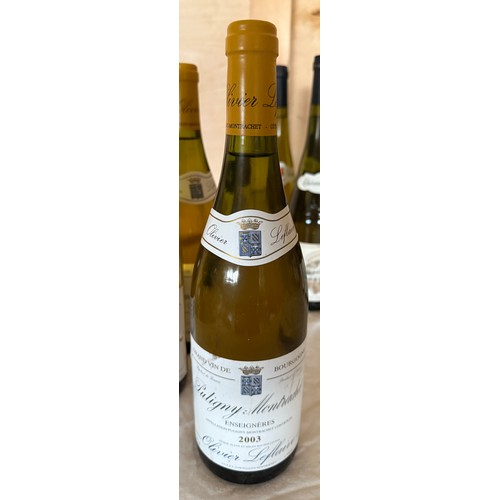 18 - Chateau L'Oiseliniere de La Ramee, Muscadet Sevre et Maines. 2005. 9 x 75cl. Together with  Olivier ... 