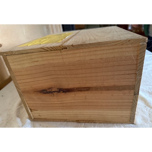 34 - Chateau L'Evangile Pomerol. 2002. 6 x 750ml.