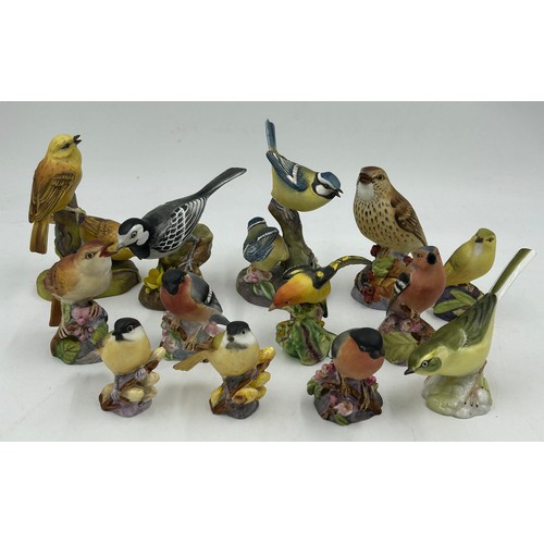32 - A large collection of birds to include 20 x Goebel, 13 x Royal Worcester, 6 x Royal Adderley togethe... 