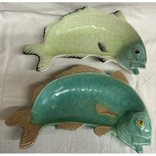37 - A collection of Shorter & Son fish ware plates to include large plate 51cm l, 2 x plates 37cm, 2 x l... 