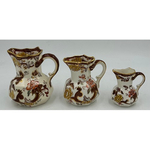 39 - A collection of Masons 'Brown Velvet' to include 2 x table lamps, planter, octagonal bowl, ginger ja... 
