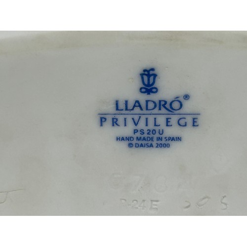 43 - Two large Lladro figures to include 'Ballerina with Jester' Daisa 1977 length 36cm, 'Privilege' Lady... 