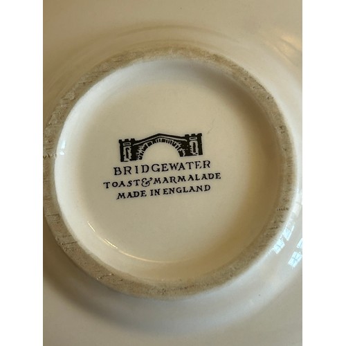 48 - A quantity of Emma Bridgewater 'Toast & Marmalade' ware, to comprise 2 x dinner plates 27cm d, 1 x s... 