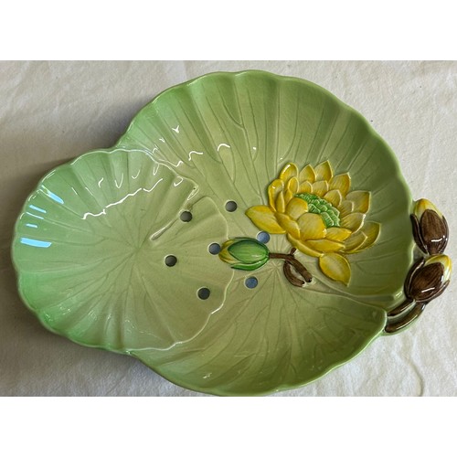 57 - A collection of Water Lily Carlton Ware comprising of a cheese dish, footed bowl, jug, strainer dish... 