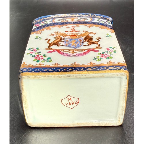 51 - A 19thC Samson of Paris porcelain Armorial tea caddy. Height 11cm x 6cm wide. Inscribed ‘Fortis in B... 