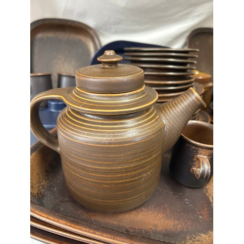 205 - Arabia Finland brown 'Ruska' pattern part dinner service comprising of 2 x serving dishes 34cm x 24c... 