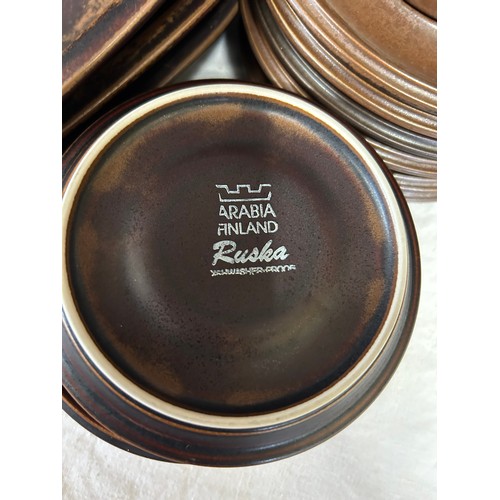 205 - Arabia Finland brown 'Ruska' pattern part dinner service comprising of 2 x serving dishes 34cm x 24c... 