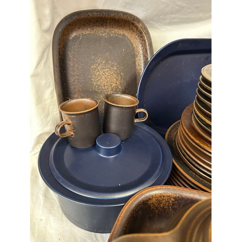 205 - Arabia Finland brown 'Ruska' pattern part dinner service comprising of 2 x serving dishes 34cm x 24c... 