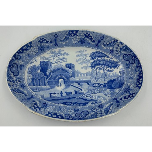 218 - A Spode dish in blue 'tower' pattern design with mark to base 26.5cm x 18cm, a Worcester shell shape... 
