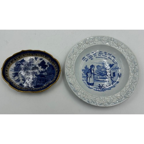 218 - A Spode dish in blue 'tower' pattern design with mark to base 26.5cm x 18cm, a Worcester shell shape... 