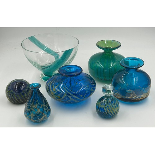 475 - Five pieces of Mdina glass in blue and green hues to include 3 squat vases, tallest 12cm h and 2 x p... 