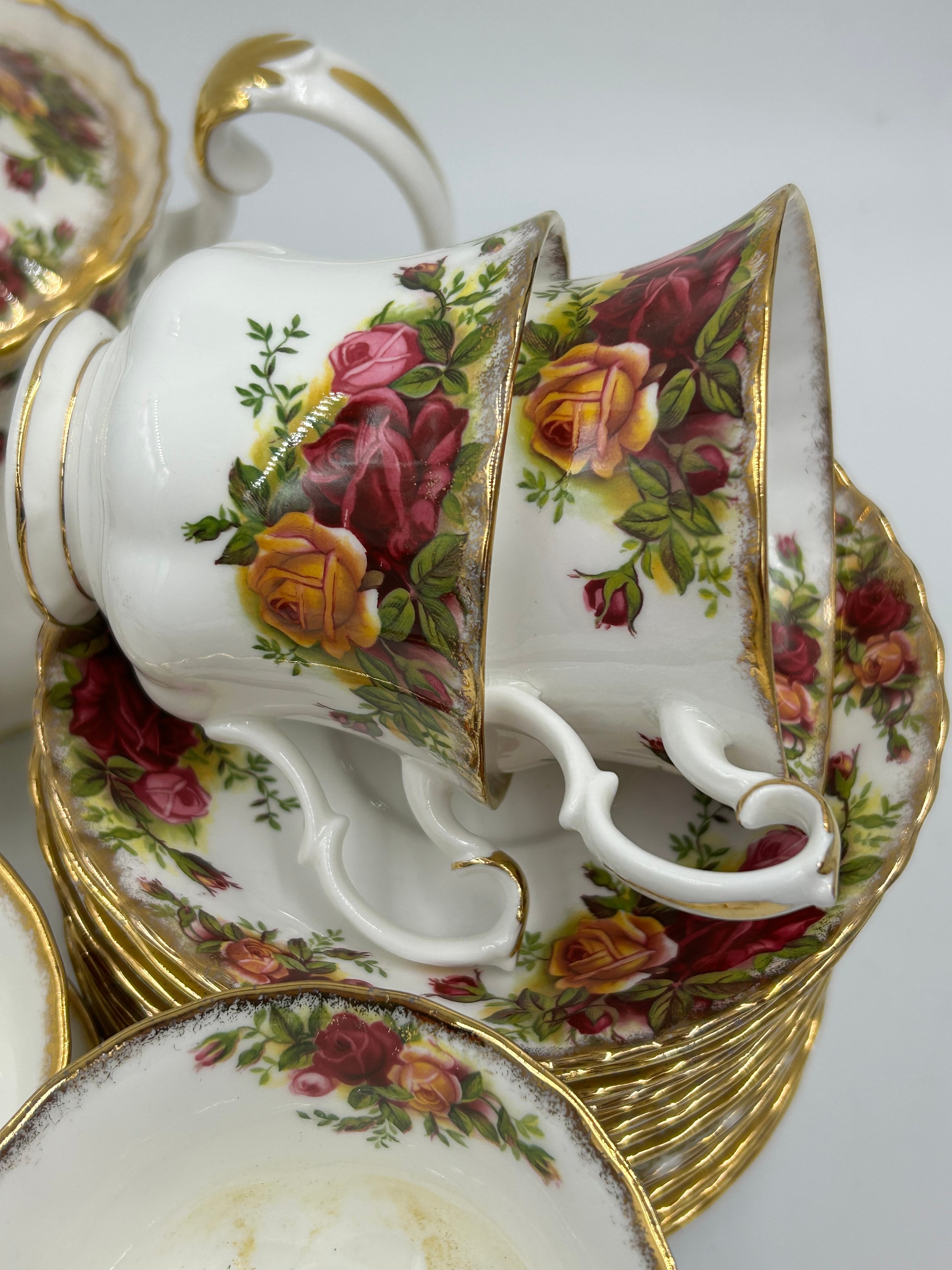 A collection of Royal Albert Old Country Roses to include teapot, 14 x ...