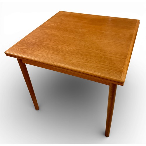 179 - A Möbler Denmark extending dining table. Extended 164cm l x 84cm w x 75cm h. Closed 85cm x 85cm.