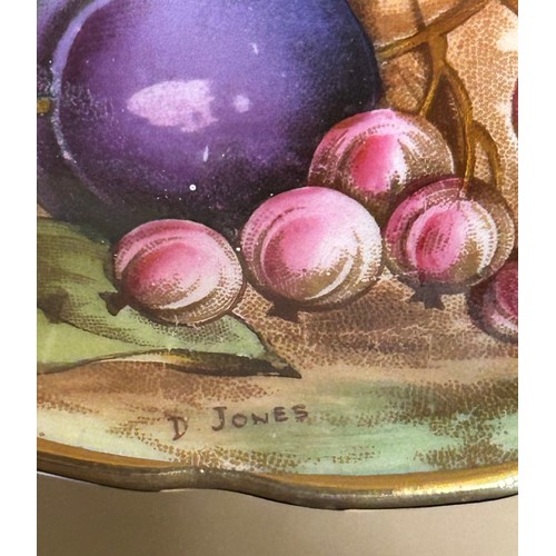 423 - Aynsley Orchard Gold c746 pattern to include 2 x cups, 2 x saucers 1 x plate 16cm d all signed D. Jo... 