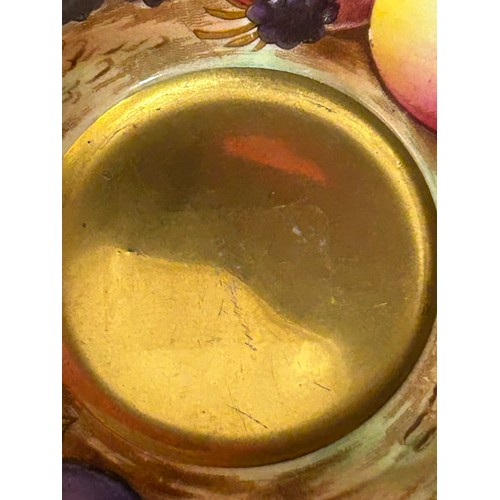 423 - Aynsley Orchard Gold c746 pattern to include 2 x cups, 2 x saucers 1 x plate 16cm d all signed D. Jo... 