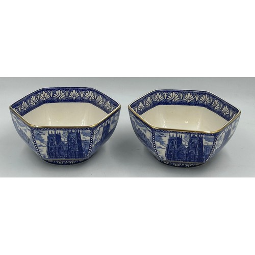 426 - Blue and white ceramics to include Ringtons 'bridge' teapot to include The Humber Bridge, 2 x hexago... 