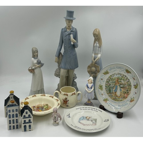 432 - Three Porcelanas Miquel Requena figurines to include Girl with puppy, Girl with hat and Valencia Gen... 