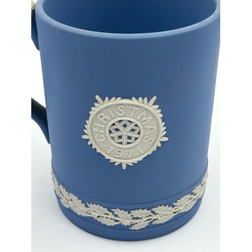 442 - Wedgwood blue jasperware to include a footed fruit bowl 20cm d x 13cm h and 6 x Christmas Mugs 11cm ... 