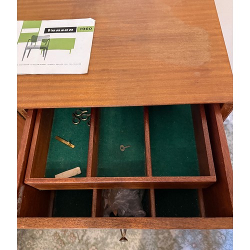 42 - Mid 20thC Vanson sideboard 137cm x 46cm d x 82cm h.