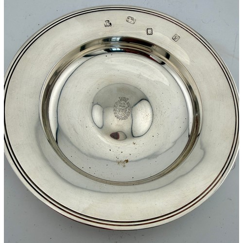 493 - Hallmarked silver dish, London 1962, maker John Henry Lias, 14.5cm d. Weight 187gm.