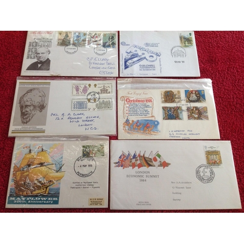 252 - Approximately 518 First Day Covers. Themes include the 50th anniversary of the RAF; the first Schedu... 