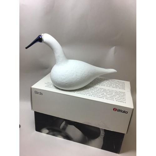 99 - Oiva Toikka for Iittala studio large glass bird, 'Valkoinen’ White Swan, signature to base, marked ‘... 