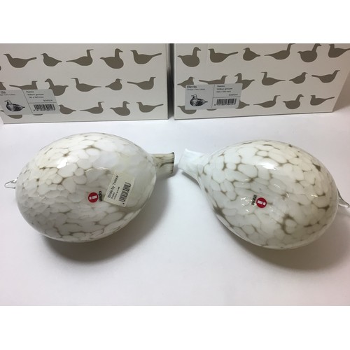 105 - A pair of Oiva Toikka for Iittala studio glass birds, ‘Willow Grouse’, both with etched signatures t... 