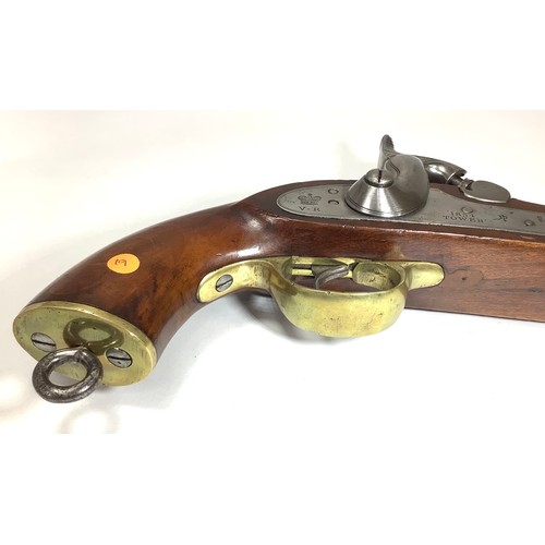 416 - Tower Armouries, London. A Sea Service 17 bore / .650 calibre single-shot percussion pistol, 8