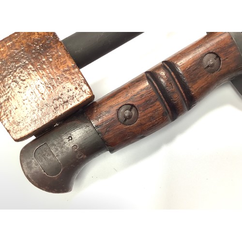 418 - A British Pattern 1907 bayonet for use with the .303 Enfield Mk1 rifle, with 433mm single-edged and ... 