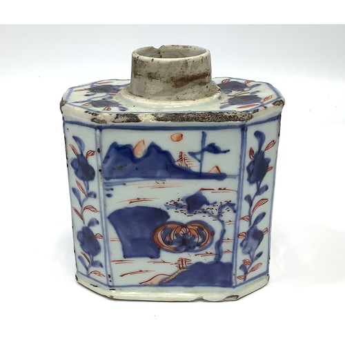 57 - An early 18th century Chinese porcelain canted rectangular tea caddy or canister, painted in undergl... 