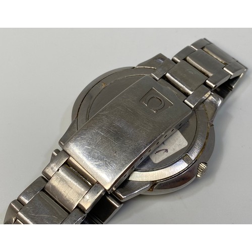 146 - A gents stainless steel, manual wind, Omega Geneve Dynamic wristwatch, C.1970’s, the circular, textu... 