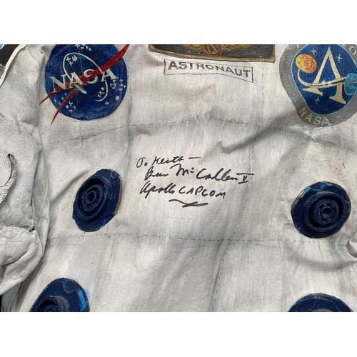 371 - A NASA cap signed by astronauts Al Worden, Apollo 15, Rick Searfoss, STS 58, 76 & 90, and Rusty Schw... 