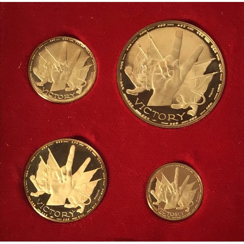 296 - A set of four graduated 18ct gold Commemorative medals in fitted case, prouced in 1965 on the death ... 