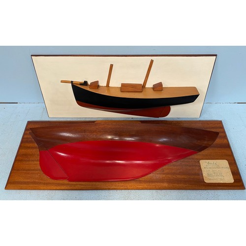 461 - A mahogany half-block model, 'Vonda,' originally built by Souter of Cowes, launched 1960, with red-p... 