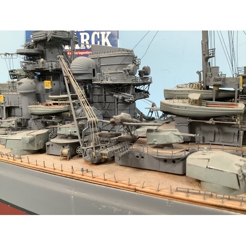 567 - A large hand-built remote control model of the battleship ‘Bismarck’, with well detailed deck guns, ... 