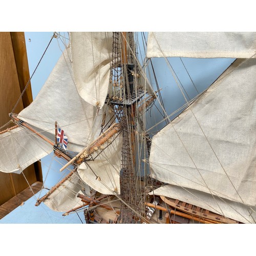 569 - A hand-built Eaglemoss model of Captain Cook’s ship ‘Endeavour’, with detailed deck and rigging, 90c... 