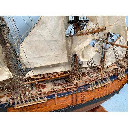 569 - A hand-built Eaglemoss model of Captain Cook’s ship ‘Endeavour’, with detailed deck and rigging, 90c... 