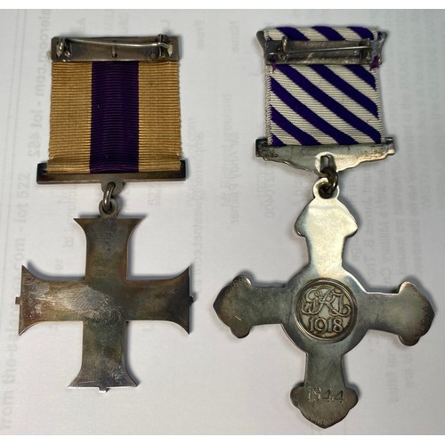 452 - A WW2 Distinguished Flying Cross in original fitted box, unnamed as issued, accompanied with the Buc... 